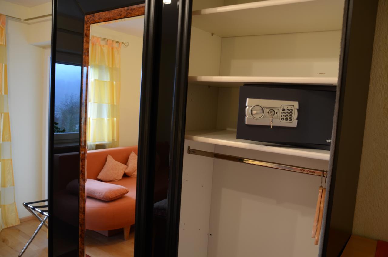 Gaestehaus Nagoldblick ฟอร์ซไฮม์ ภายนอก รูปภาพ